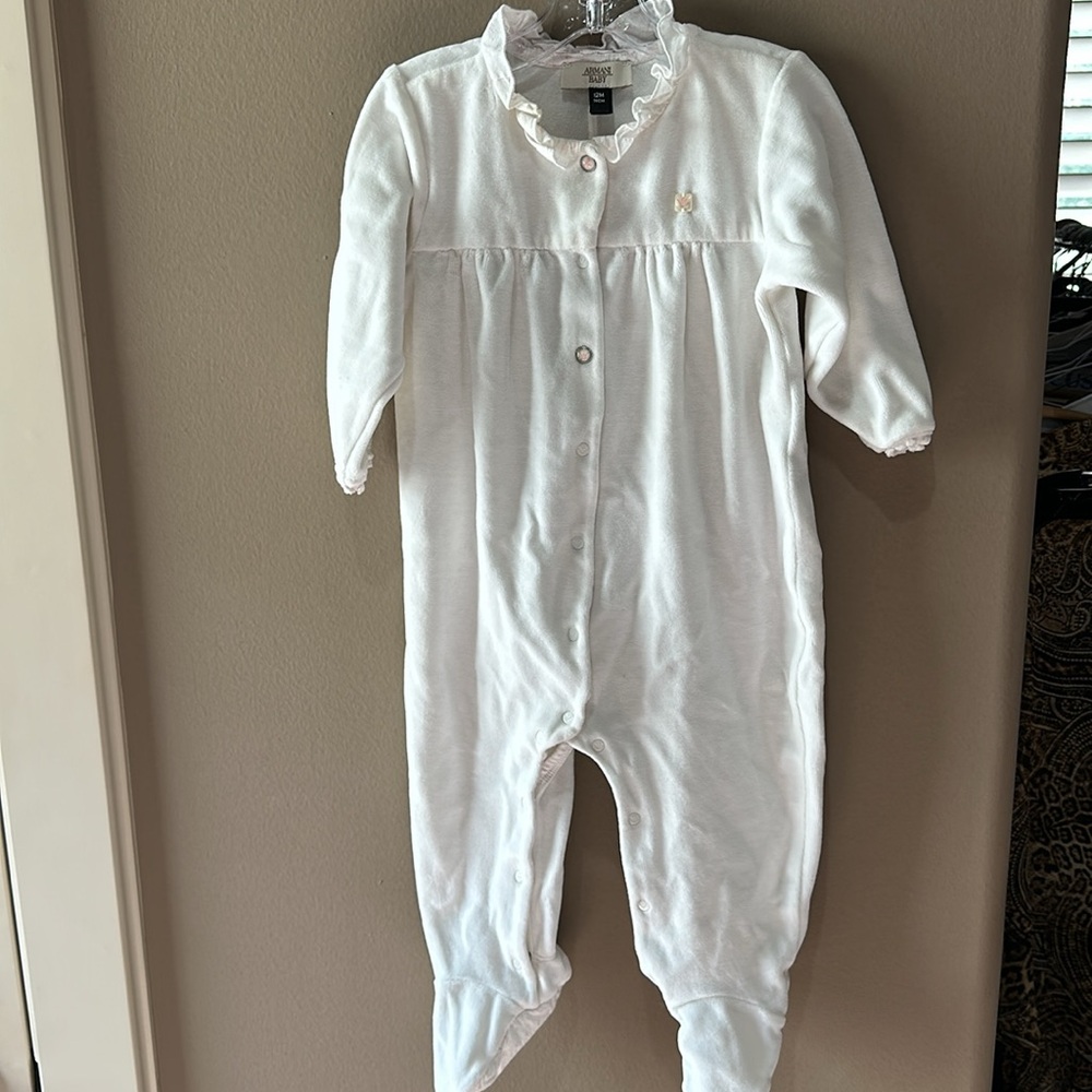 🌷ARMANI BABY ONESIE 12 MONTH